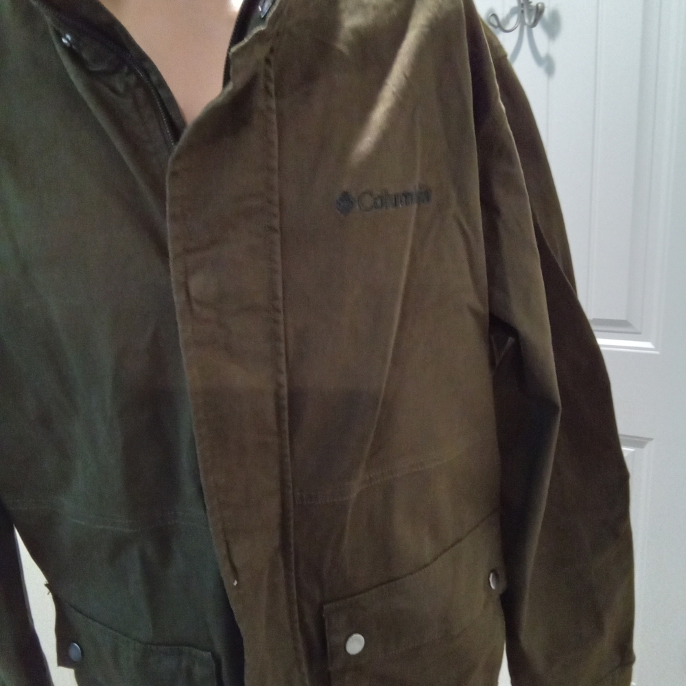 Columbia Sportswear Company Women's Size M Olive Green Jacket